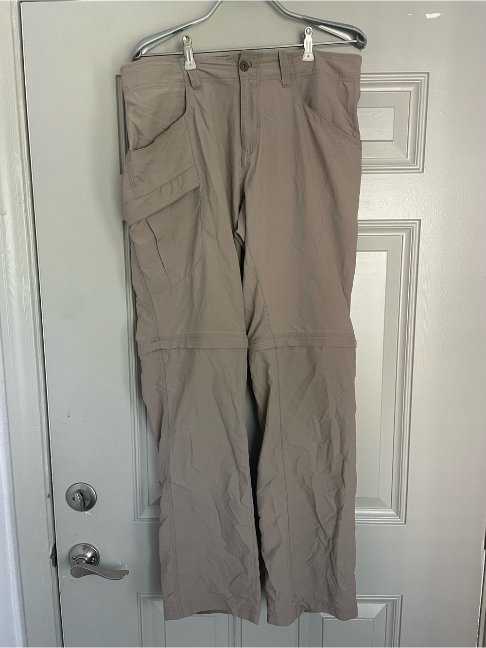 Mountain Hardwear Men's Convertible Cargo Pants - Taupe